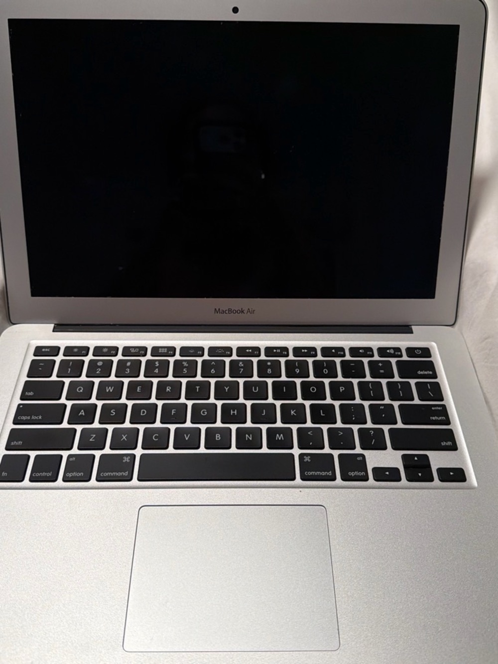 Apple MacBook Air Aluminum Silver 13-inch Laptop